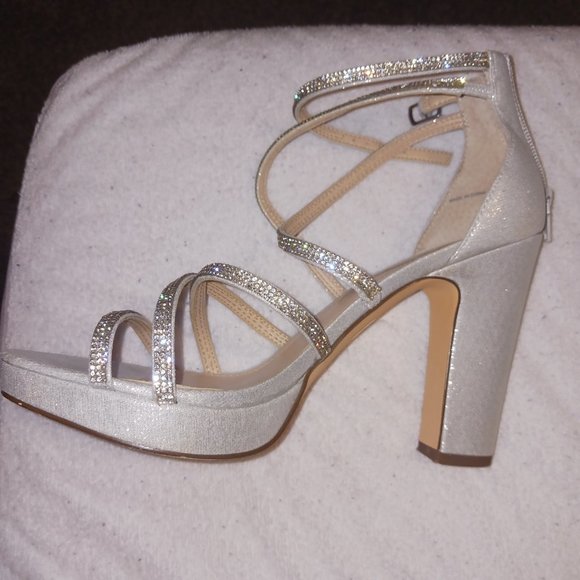 Silver Shoes - Picture 3 of 5